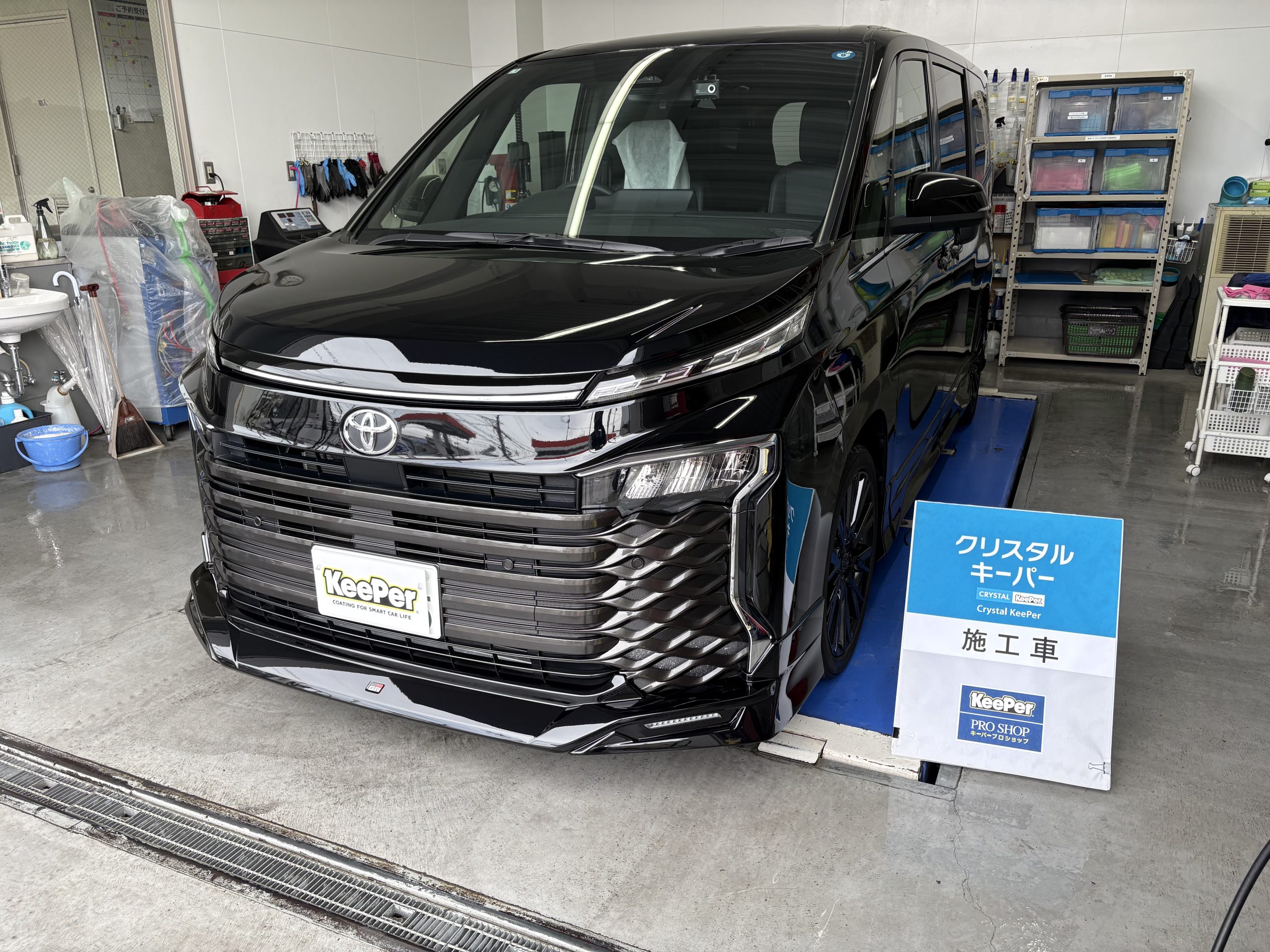 クリスタルキーパー施工車